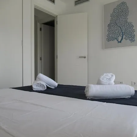 La Rosita Sun Apartments, By Comfortable Luxury شقة كوراليهو